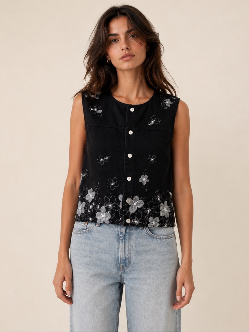 Susan Bristol Black Floral Embroidered Denim Vest Button Front Y2K Medium
